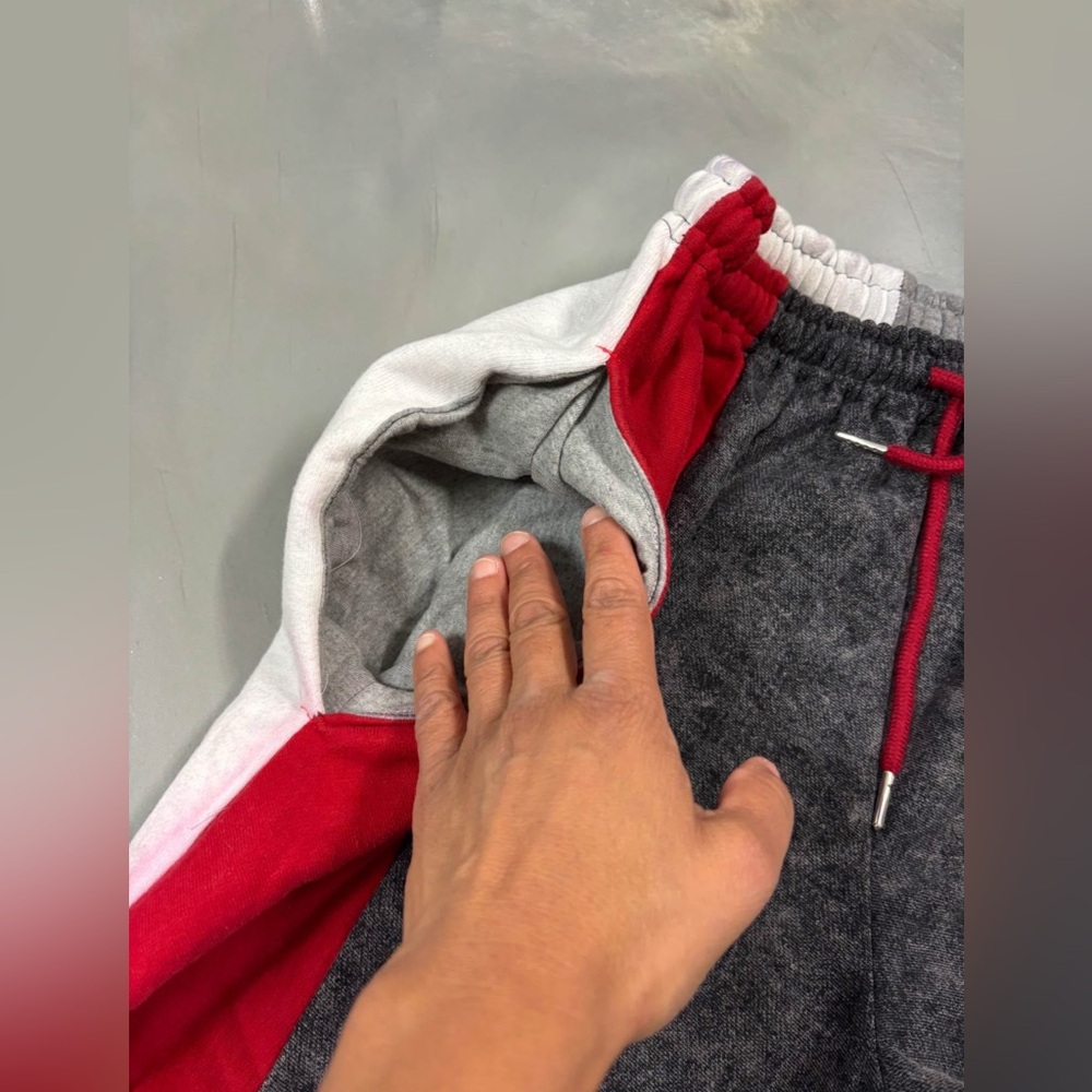 Wisconsin Sweatpants - Picture 3 of 8